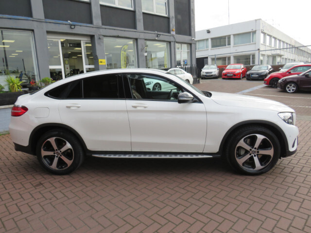 Image for 2018 Mercedes-Benz GL Class GLC 220D 4 MATIC ALL WHEEL DRIVE EXECUTIVE // IRISH JEEP FROM NEW // FULL CREAM LEATHER // AA APPROVED // SIMI DEALER 2023 // FINA\NCE ARRANGED // ALL TRADE INS WELCOME // CALL 01 4564074 //