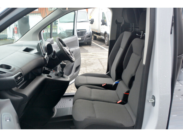 Image for 2023 Opel Combo Commercial Van