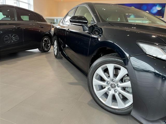 Image for 2019 Toyota Camry HYBRID SOL 4DR AUTO + NEW NCT 04/25 **SAT NAV ** BEIGE LEATHER HEATED SEATS ** REVERSE CAMERA ** FINANCE ARRANGED ** CALL 01-9633250 TO ARRANGE A TEST DRIVE