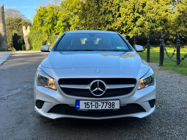 Image for 2015 Mercedes-Benz CLA Class 180 Urban A/T 4DR Auto ONLY 43000 KMS