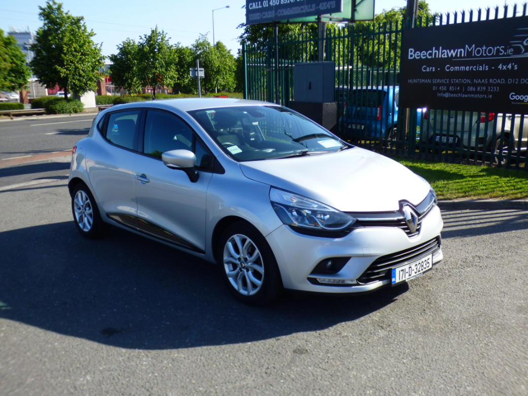 Image for 2017 Renault Clio 1.2 DYNAMIQUE NAV 5DR // GREAT SPEC // 03/25 NCT // DOCUMENTED SERVICE HISTORY // SAT NAV, BLUETOOTH AND AIR CON // 