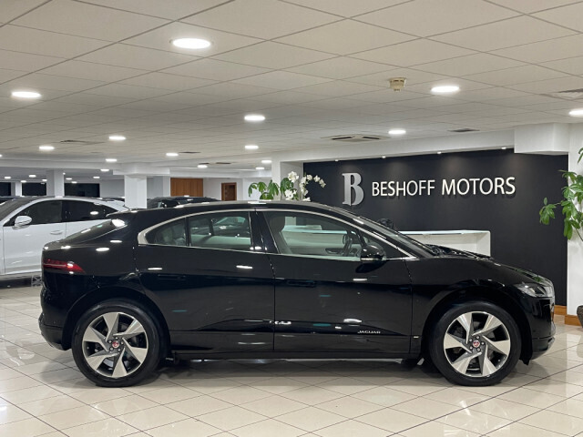 Image for 2019 Jaguar I-Pace EV 400 SE=ONLY 30, 000 MILES//IVORY INTERIOR//D REG=FULL JAGUAR SERVICE HISTORY=TAILORED FINANCE PACKAGES AVAILABLE=TRADE IN'S WELCOME