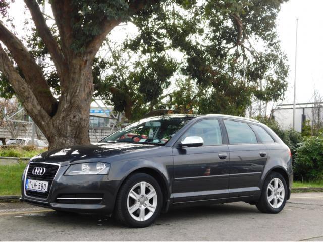 Image for 2011 Audi A3 SPORTBACK 1.6 TDI 105 S-TRONIC AUTOMATIC MODEL . 8 STAMP AUDI HISTORY . TWIN SUN ROOF . HUGE SPEC . WARRANTY INCLUDED