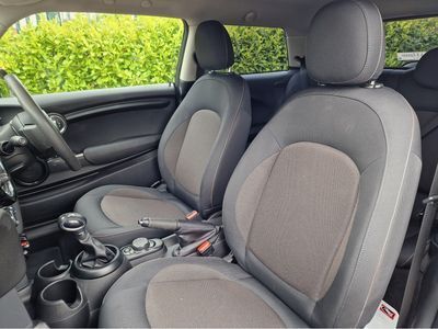 2016 Mini Hatch