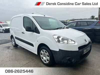 vehicle for sale from Derek Considine Car Sales Ltd