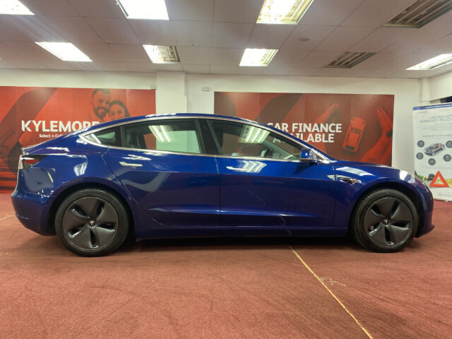 Image for 2020 Tesla Model 3 STANDARD RANGE PLUS W/COUNTLESS FEATURES INCL. PARK ASSIST CAMERA & SENSORS, HUGE TOUCHSCREEN INFO/ENTERTAINMENT DISPLAY, LIGHT SHOW & KEYLESS ENTRY.