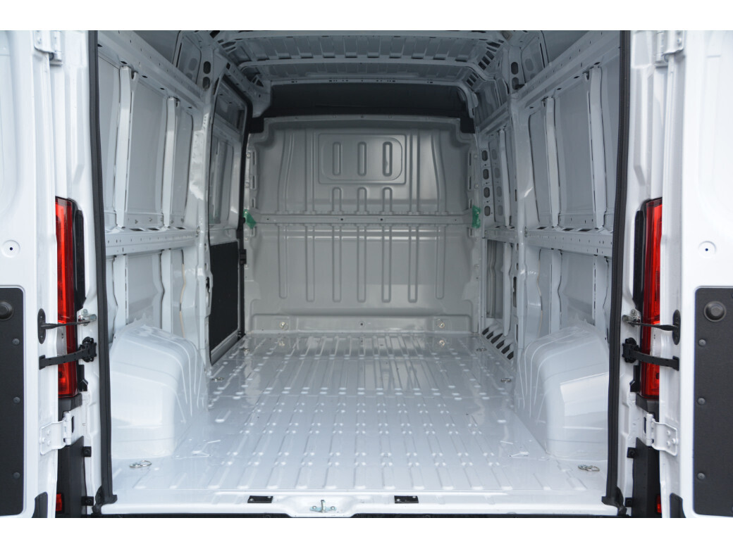 2023 Opel Movano