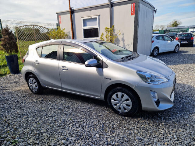 Image for 2016 Toyota Aqua 1.5 Daa-nhp10 5DR Auto