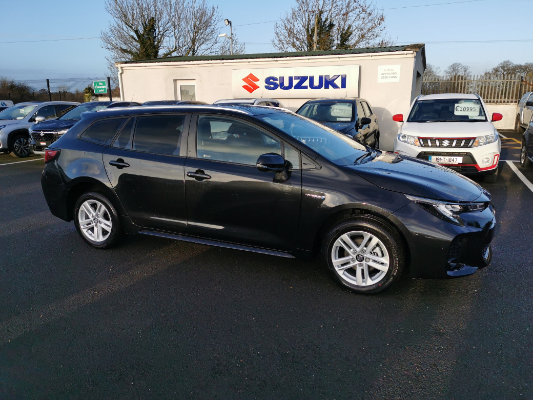 Image for 2023 Suzuki Swace 1.8 HYBRID AUTOMATIC 