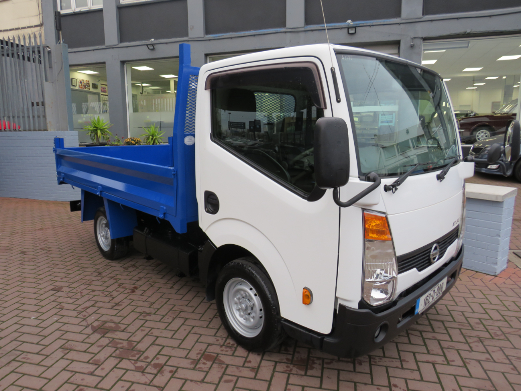 2016 Nissan Cabstar