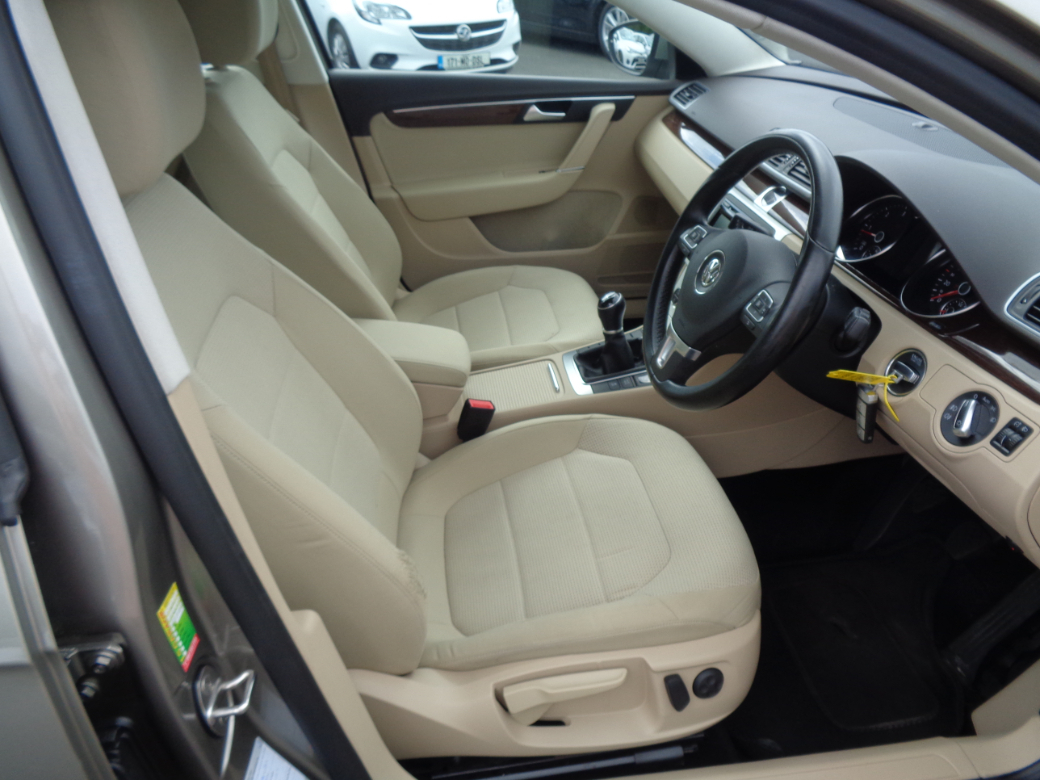 2013 Volkswagen Passat