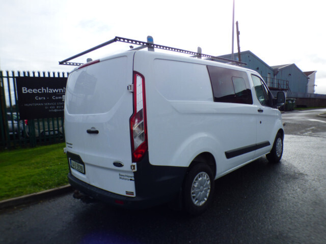 Image for 2014 Ford Transit Custom 2.2 TDCI 130PS TREND 6 SEATER CREW CAB // LOW MILEAGE // NO VAT // GREAT CONDITION // CRUISE, BLUETOOTH AND ELECTRIC WINDOWS // 