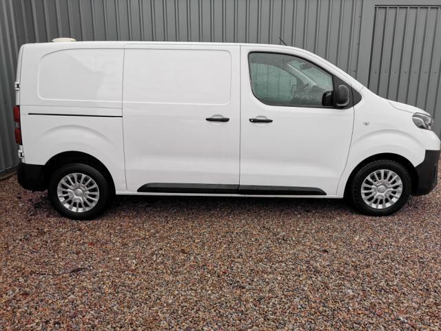 Image for 2018 Toyota Proace (182) (VAT INC) ICON MWB 2.0 DIESEL
