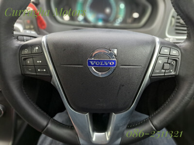 V40