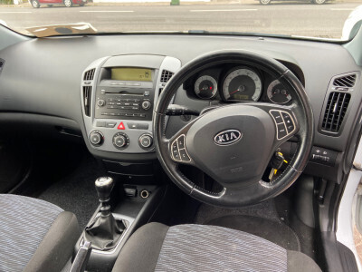 2009 Kia pro_ceed