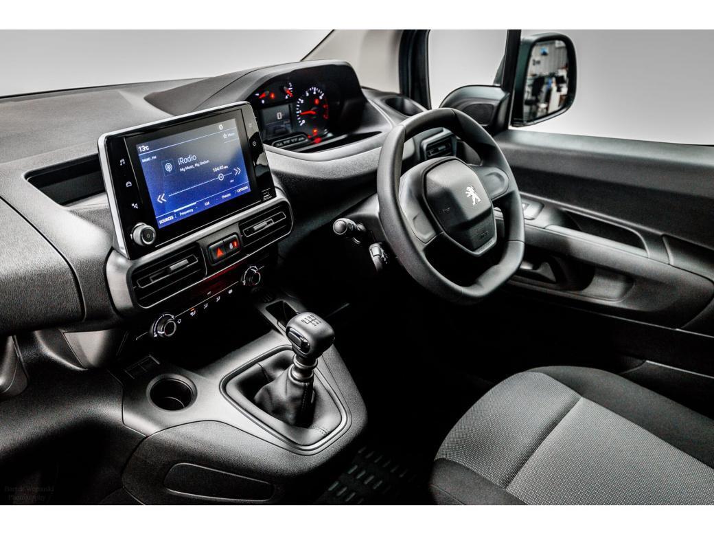 2023 Peugeot Partner