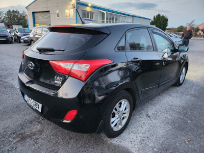 i30