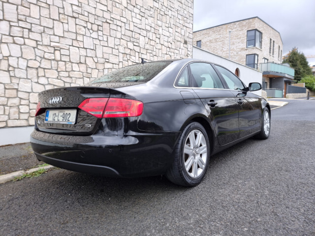 Image for 2012 Audi A4 2.0 TDI Technik 136PS