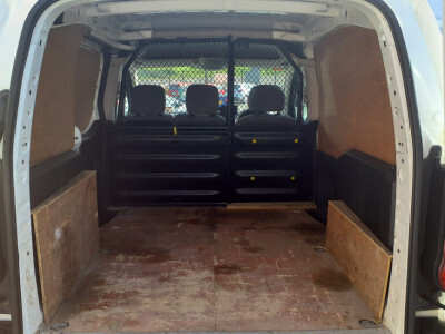 2015 Peugeot Partner