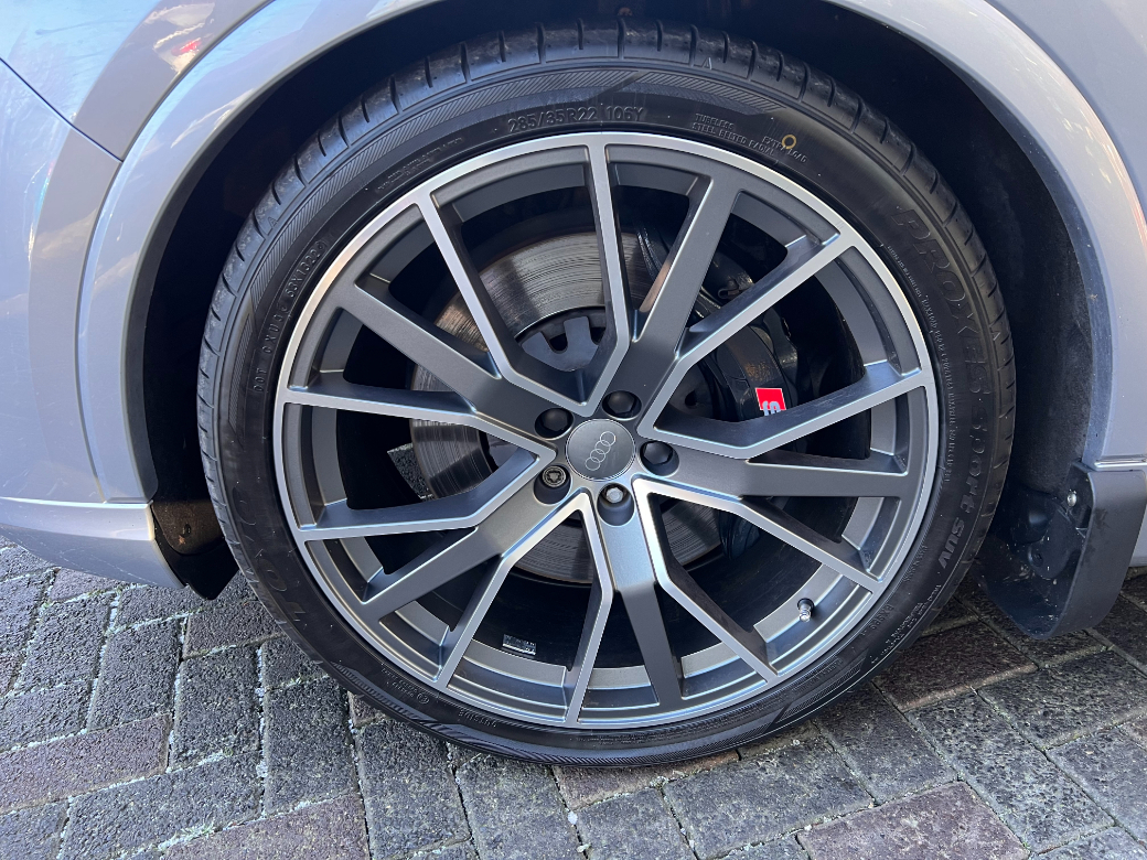 2017 Audi SQ7