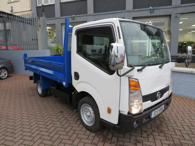 Image for 2017 Nissan Cabstar ATLAS TIPPER TRUCK 2.5 DIESEL // 1 OWNER TRUCK FROM NEW // REMOTE CENTRAL LOCKING // AIR-CON // WELL WORTH VIEWING // NAAS ROAD AUTOS EST 1991 // CALL 01 4564074 // SIMI DEALER 2022 