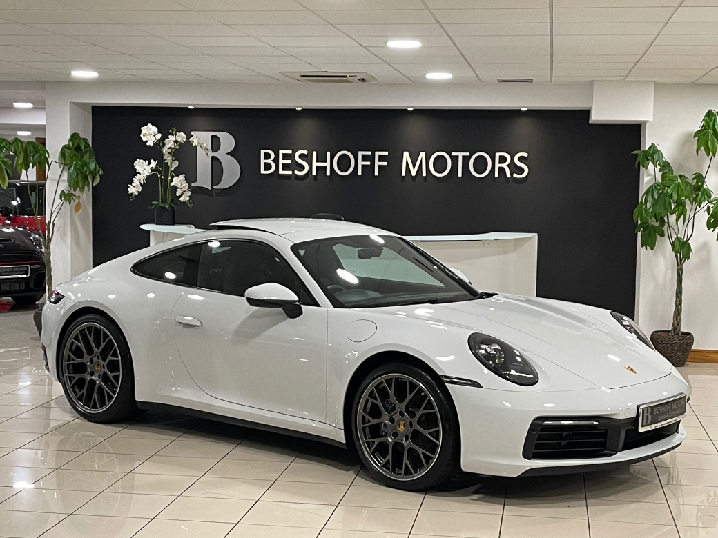 Image for 2021 Porsche 911 992 CARRERA 3.0 PDK COUPE=ONLY 4, 000 MILES//HUGE SPEC=SUNROOF//FULL PORSCHE MAIN DEALER SERVICE HISTORY=212 D REG=ORIGINAL IRISH CAR//BALANCE OF PORSCHE WARRANTY=TAILORED FINANCE PACKAGES AVAILABLE