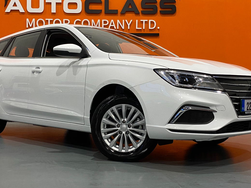 2022 MG 5