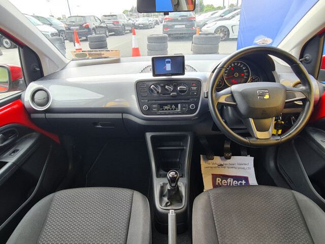 Image for 2015 SEAT Mii 1.0 HIGH SPEC I-TECH // SAT NAV // BLUETOOTH // ALLOY WHEELS // FINANCE THIS CAR FROM ONLY €32 PER WEEK