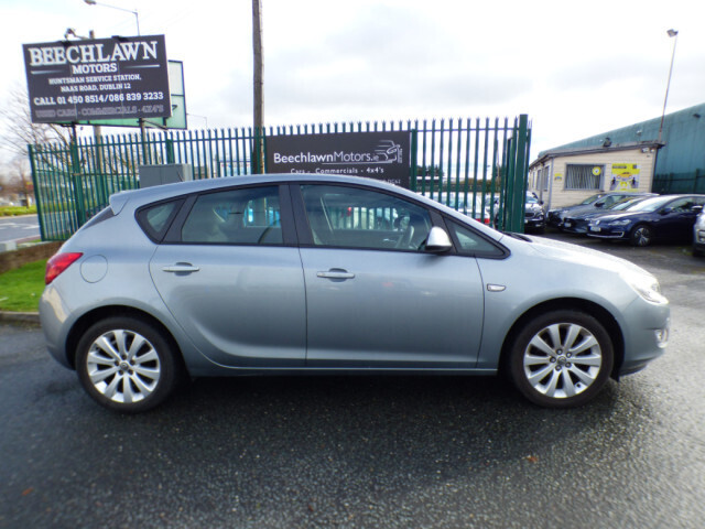 Image for 2012 Opel Astra 1.4 SC 100PS 4DR // LOW MILEAGE // 05/24 NCT // €270 ROAD TAX // CRUISE, AIR CON AND UPGRADED ALLOY WHEELS // 