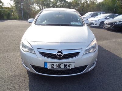 2012 Opel Astra