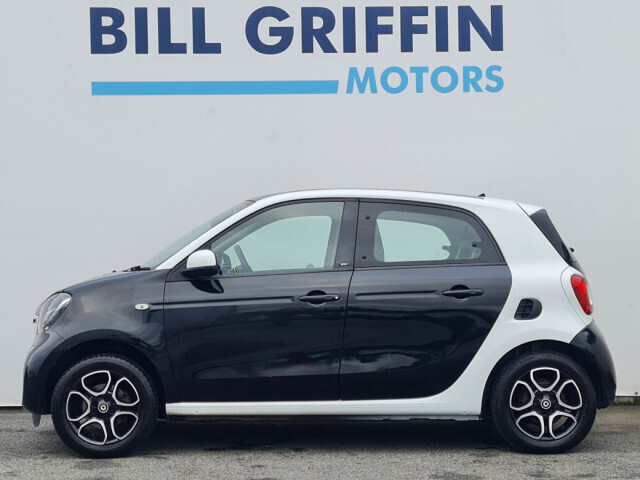 Image for 2016 Smart Forfour 0.9 PRIME T AUTOMATIC MODEL // SUNROOF // FULL LEATHER // HEATED SEATS // FINANCE THIS CAR FROM ONLY €45 PER WEEK