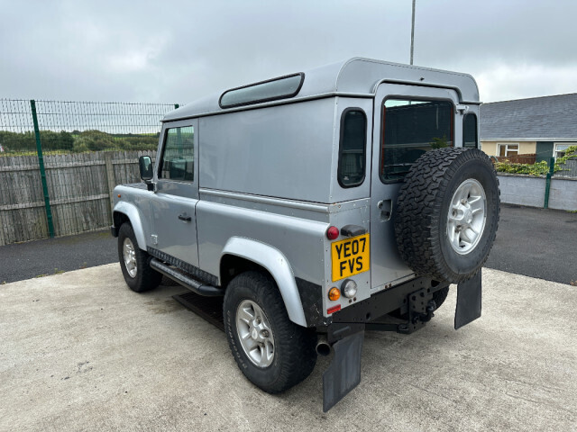 Image for 2007 Land Rover Defender COUNTY HARD TOP