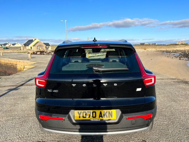 Image for 2021 Volvo XC40 RECHARGE T4 INSCRIPTION