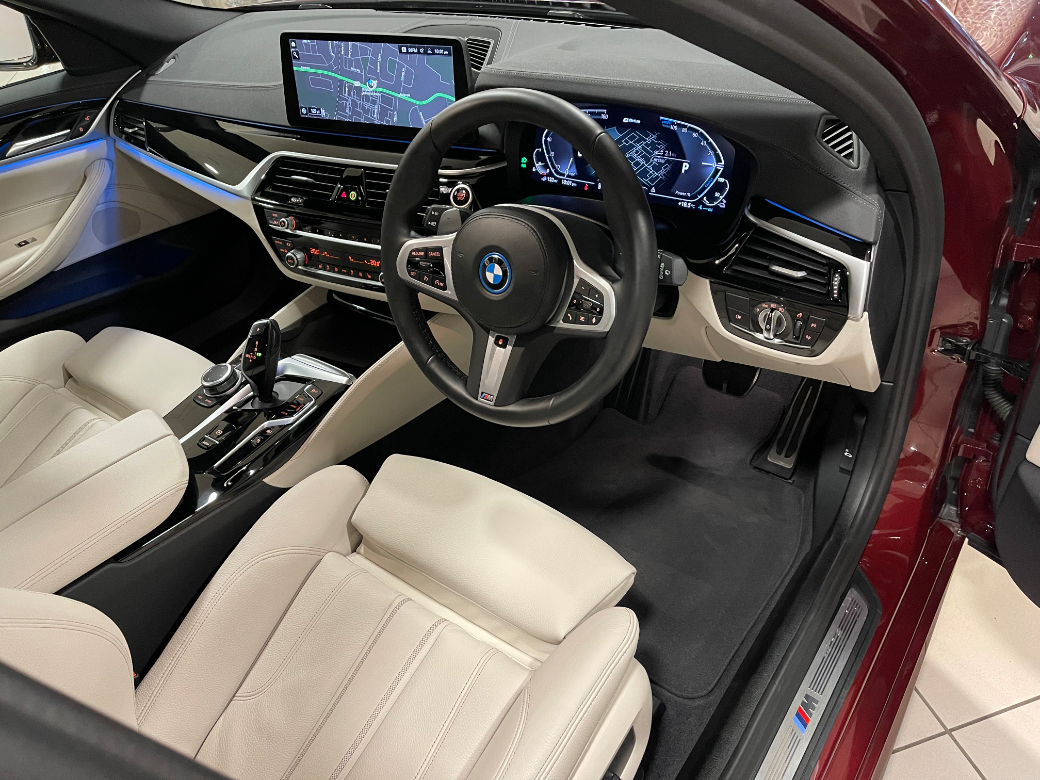 2022 BMW 5 Series