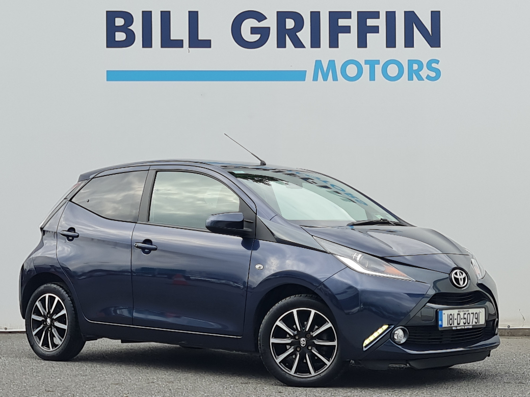 Image for 2018 Toyota Aygo 1.0 VVT-I X-PLAY AUTOMATIC MODEL // SERVICE HISTORY // SAT NAV // REVERSE CAMERA // 2 KEYS // FINANCE THIS CAR FOR ONLY €52 PER WEEK
