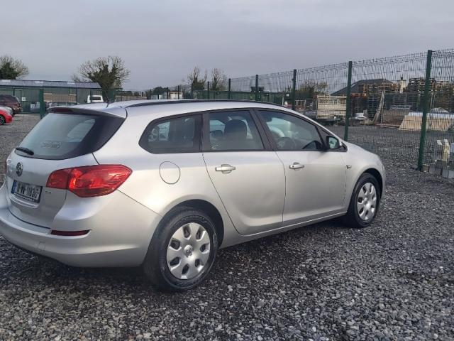 Image for 2010 Vauxhall Astra 1.7 Cdti Exclusiv E/F 108BHP 5DR