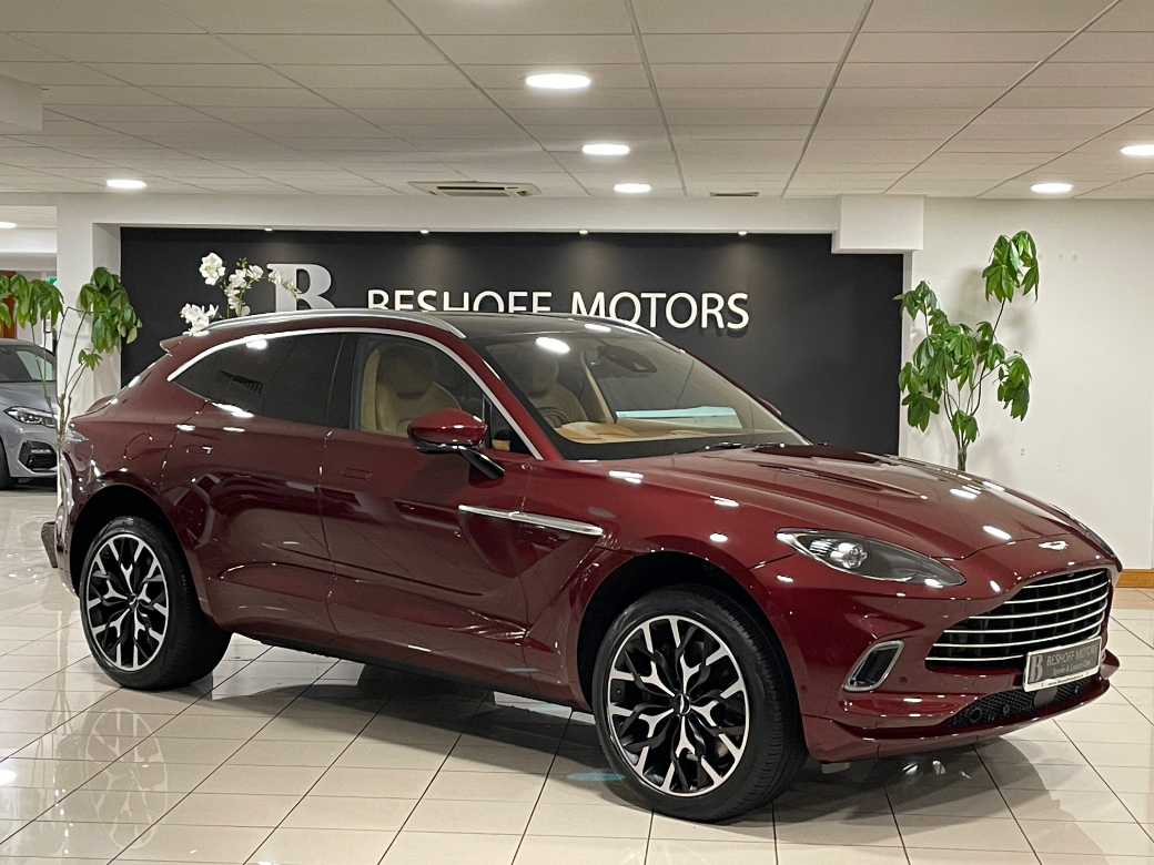 2021 Aston Martin DBX