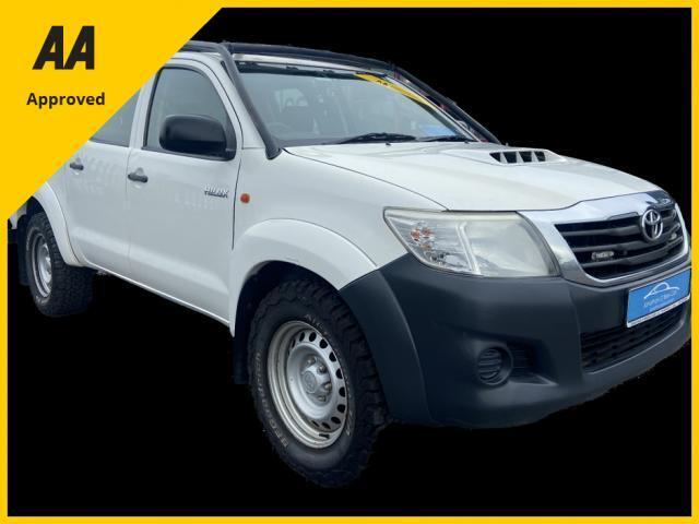 Image for 2015 Toyota Hilux 2.4 CREW CAB INC. VAT FREE DELIVERY 