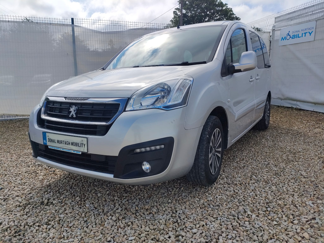 2017 Peugeot Partner Tepee