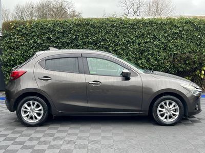 2016 Mazda Demio