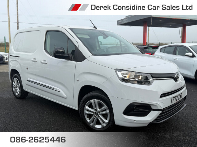 vehicle for sale from Derek Considine Car Sales Ltd