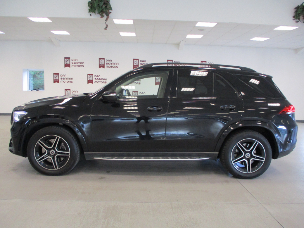 Image for 2019 Mercedes-Benz GLE Class GLE 300 DSL 4matic 5DR Auto AMG LINE-CREAM LEATHER-SAT NAV-CAMERA-HEATED SEATS