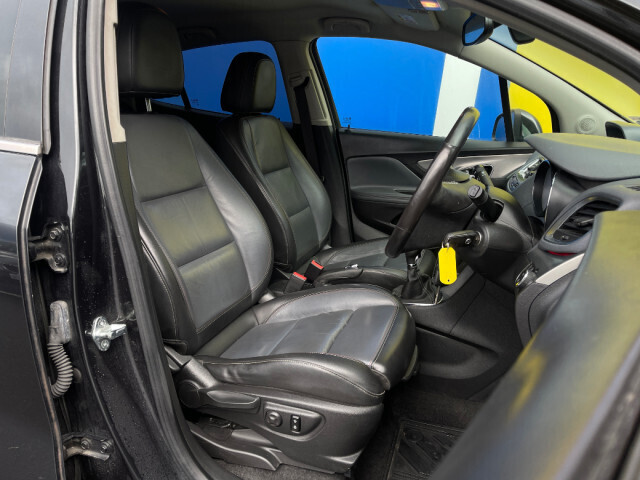 Image for 2015 Vauxhall Mokka 1.6 CDTI // FULL LEATHER // HEATED SEATS & STEERING WHEEL // SAT NAV // FINANCE THIS CAR FROM ONLY €43 PER WEEK