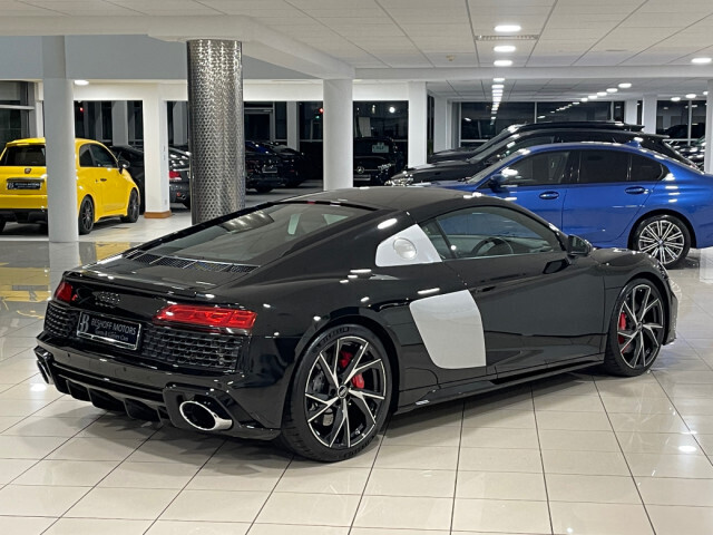 Image for 2022 Audi R8 5.2 V10 S-TRONIC QUATTRO COUPE (570 BHP)=IRISH CAR//ONLY 3, 500 MILES=€300K+ NEW//2 YEAR AUDI WARRANTY=TAILORED FINANCE PACKAGES INCL PCP AVAILABLE=TRADE IN’S WELCOME 