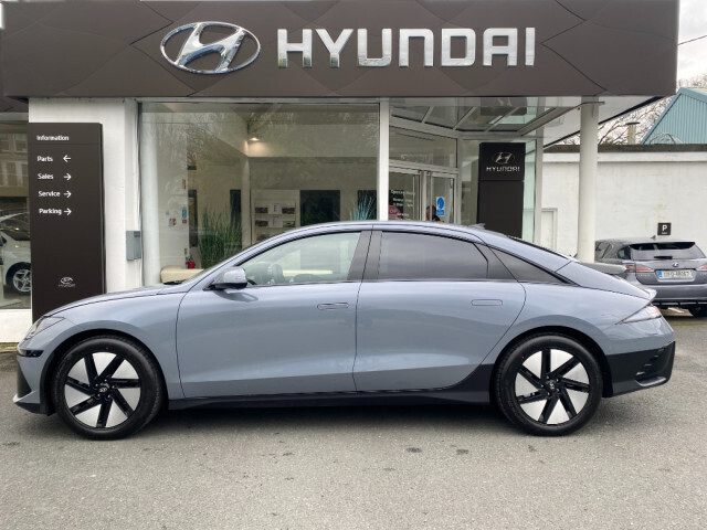 Image for 2023 Hyundai Ioniq 6 WORLD CAR OF THE YEAR 2023