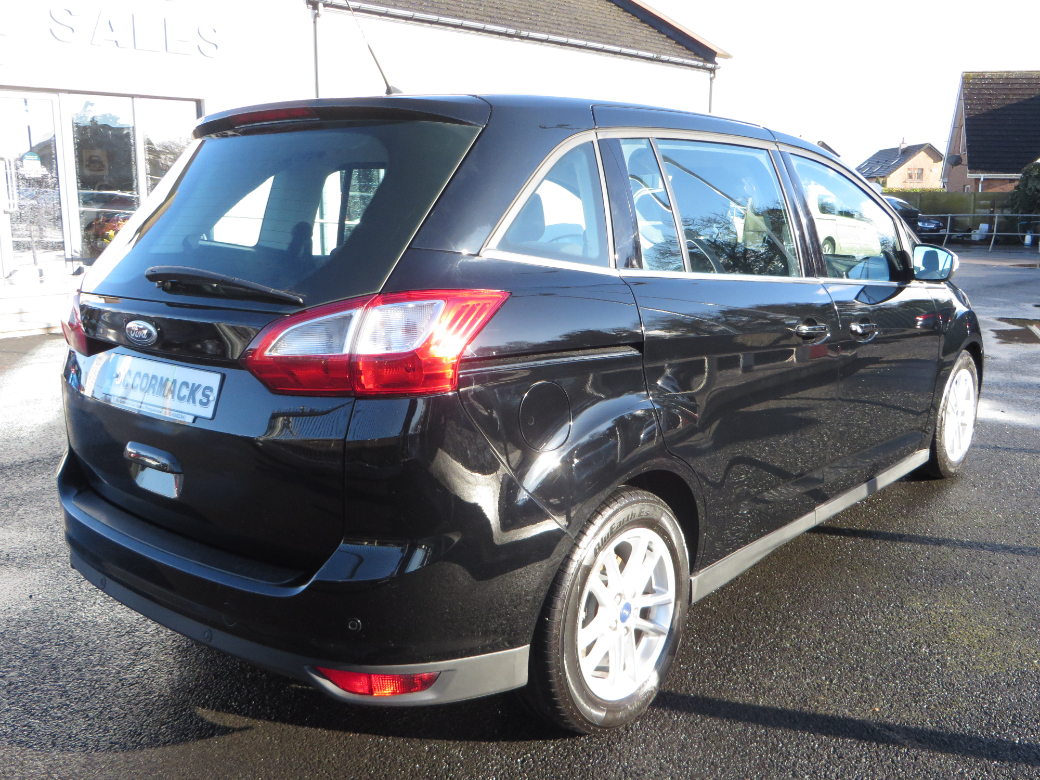 2016 Ford Grand C-Max