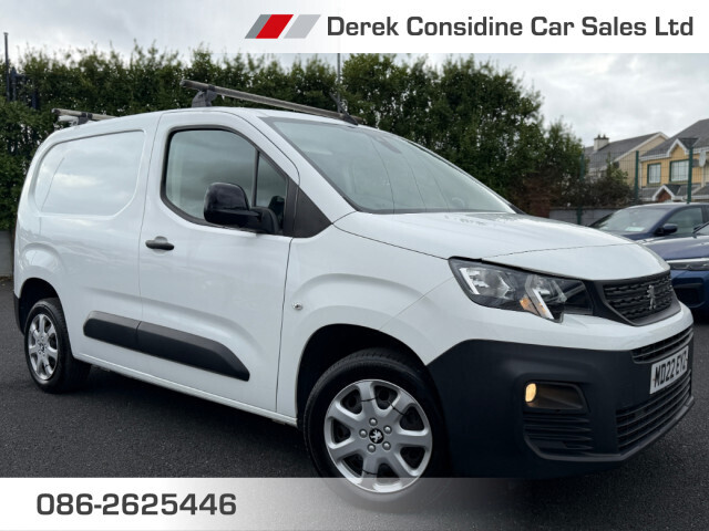 vehicle for sale from Derek Considine Car Sales Ltd