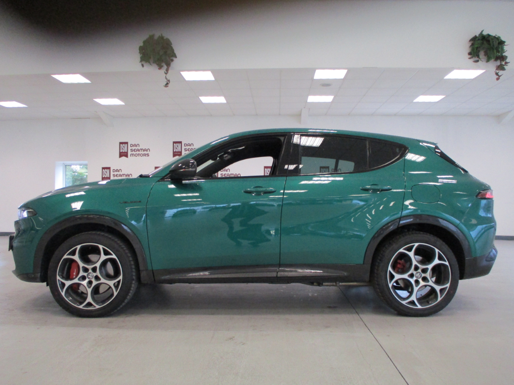Image for 2023 Alfa Romeo Tonale VELOCE 280bhp PHEV PLUG-IN-HYBRID AWD