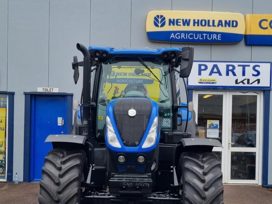 2023 New Holland T7.175
