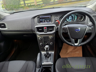 V40